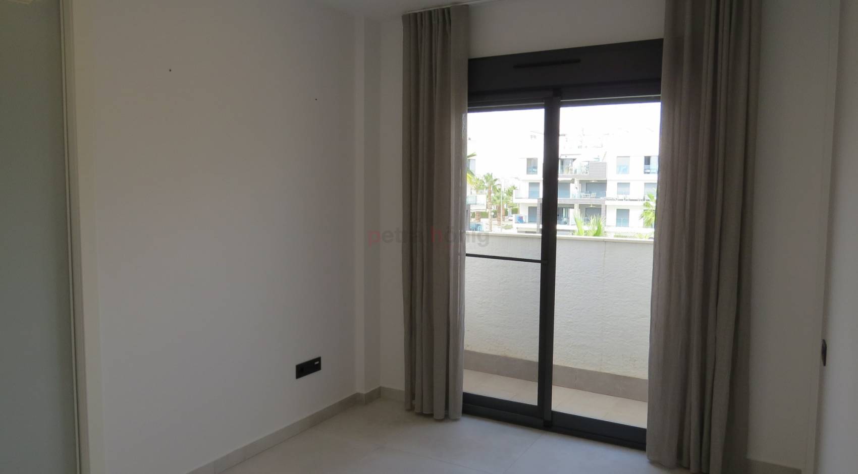 Resales - Apartment - Guardamar del Segura - El Raso, Guardamar