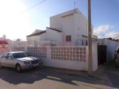 Gebrauchtobjekte - Einfamilienhaus - San Miguel de Salinas