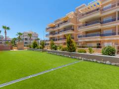 Resales - Lägenhet - Orihuela Costa - Villamartin