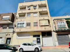 Resales - Apartment - Torrevieja - Centro