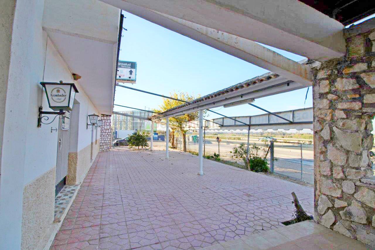 Resales - Commercial - La Mata - Pinomar