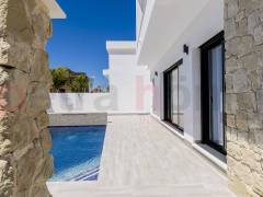 Nouvelle Construction - Villa - Los Montesinos - La Herrada