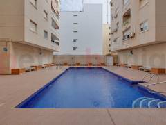 Resales - Apartment - Torrevieja - Playa De Los Náufragos