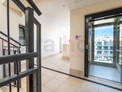 Sale -  квартира - Orihuela Costa - Villamartin