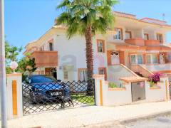 Resales - Townhouse - Villamartin