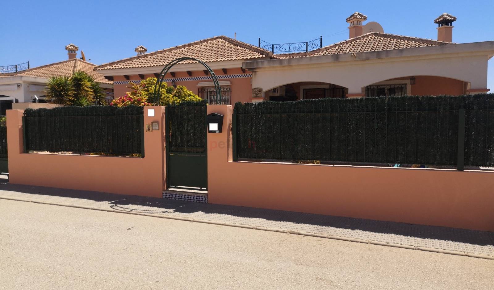 Resales - Villa - Los Montesinos - Los Montesinos - Urb. La Herrada