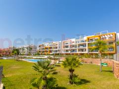 Gebrauchtobjekte - Apartment - Orihuela Costa - Villamartin