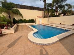 Resales - Villa - Torrevieja Centro - Torrevieja