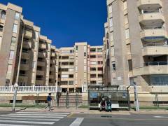 Resales - Apartment - Torrevieja - Playa de los Locos