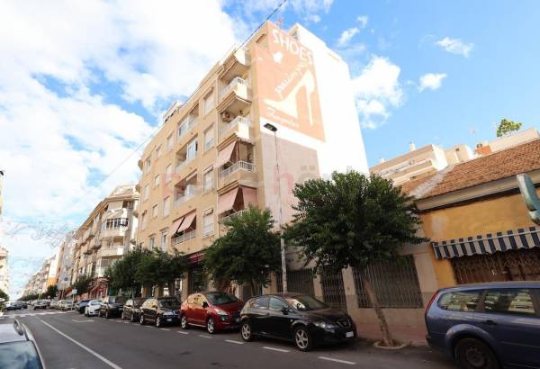 Apartment - Gebrauchtobjekte - Torrevieja - Acequion