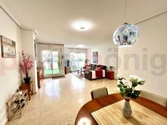 Gebrauchtobjekte - Apartment - Torrevieja - Playa de los Locos