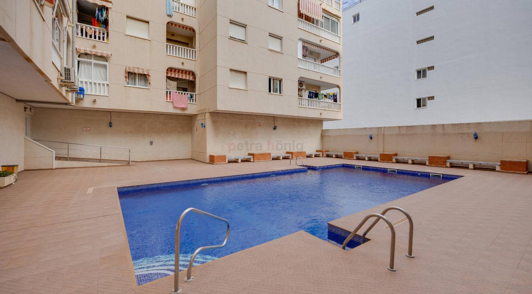 Resales - Apartment - Torrevieja - Playa De Los Náufragos