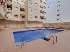 Resales - Apartment - Torrevieja - Playa De Los Náufragos