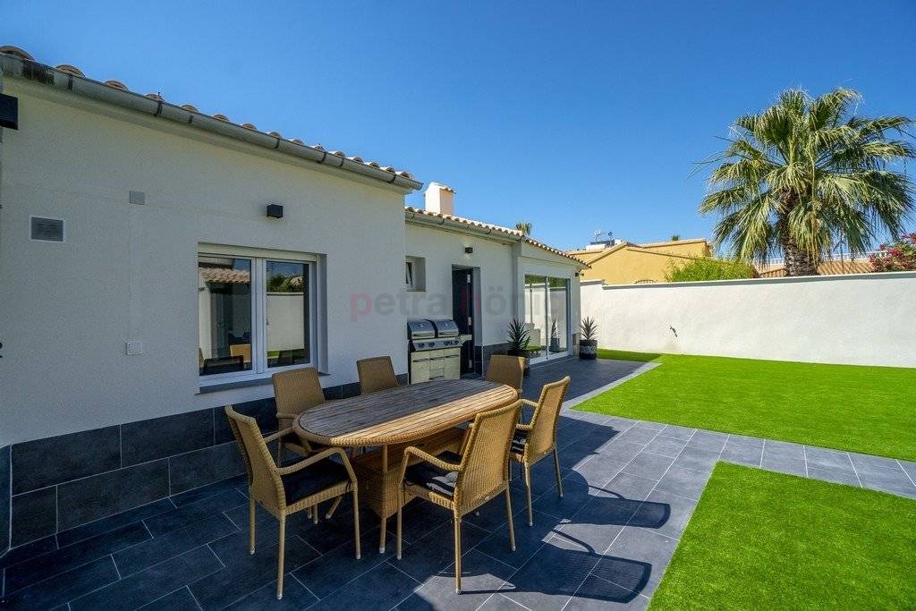 A Vendre - Villa - Orihuela Costa - La Regia