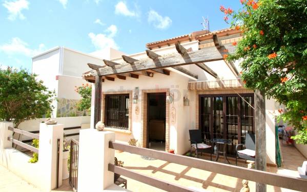 Villa - A Vendre - Villamartin - Villamartin