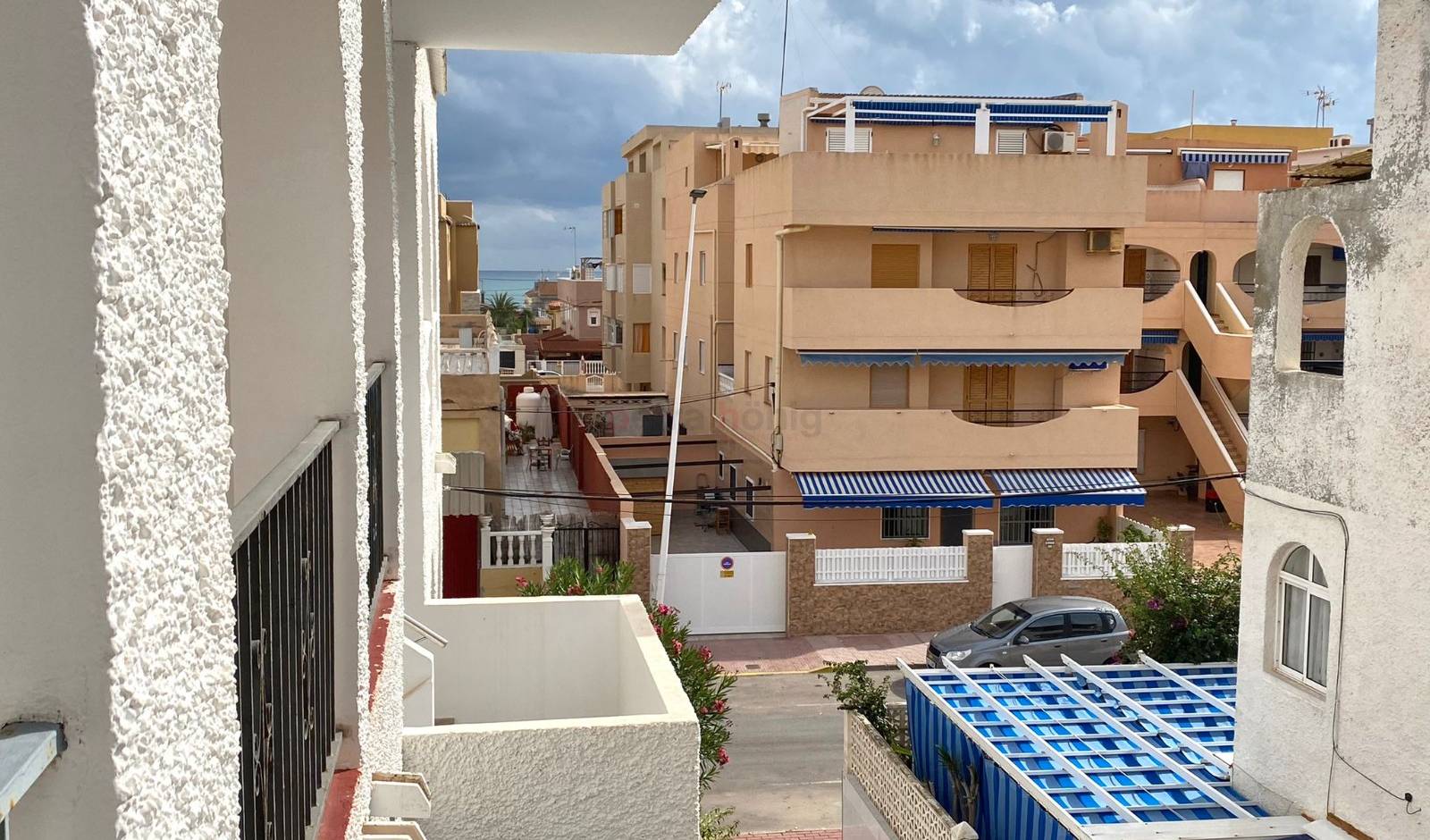 Reventa - Apartamento - La Mata - Los Europeos