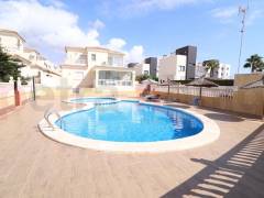 Gebrauchtobjekte - Einfamilienhaus - Orihuela Costa - Lomas De Cabo Roig