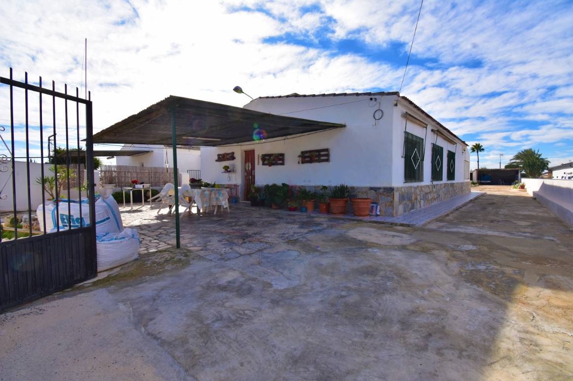 A Vendre - Villa - La Marina