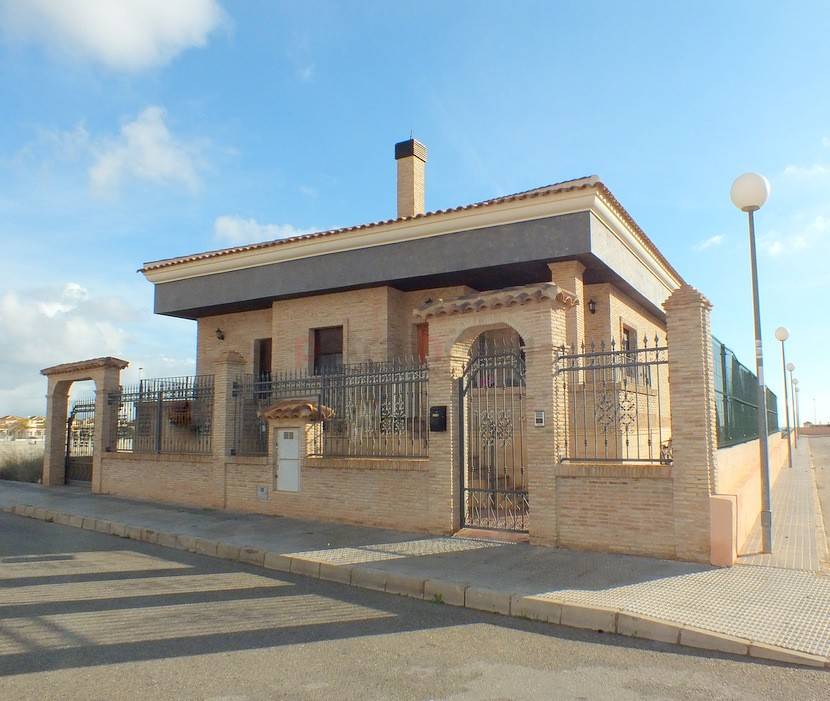 Resales - Villa - Los Montesinos