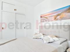 Resales - Apartment - Torrevieja - La Mata