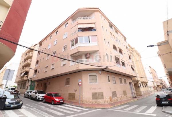 Apartment - Gebrauchtobjekte - Torrevieja - Centro