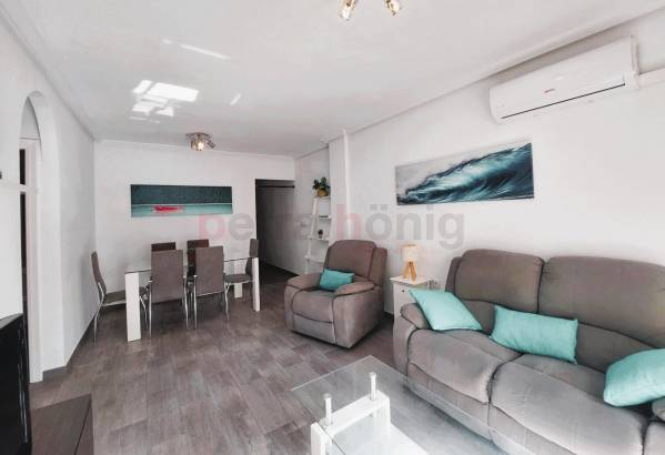  квартира - Sale - Torrevieja - Paseo maritimo