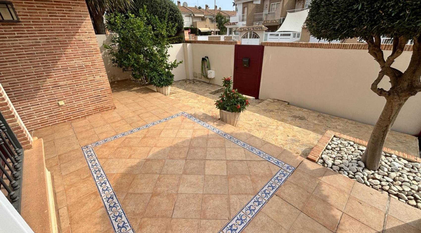 Resales - Villa - Torrevieja Centro - Torrevieja