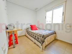 Resales - Apartment - Torrevieja - Centro