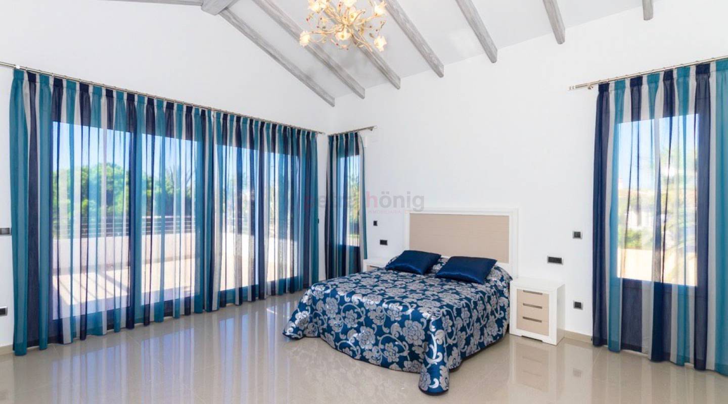 A Vendre - Villa - Cabo Roig