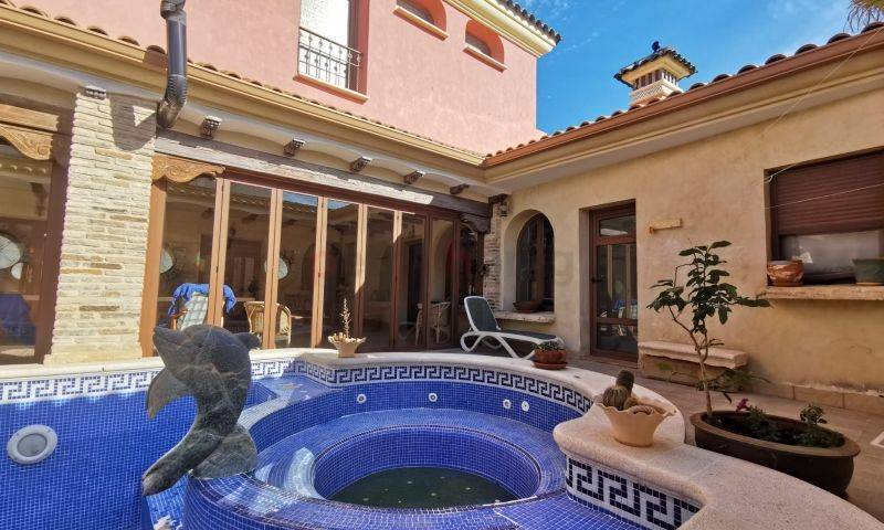 Resales - Villa - 