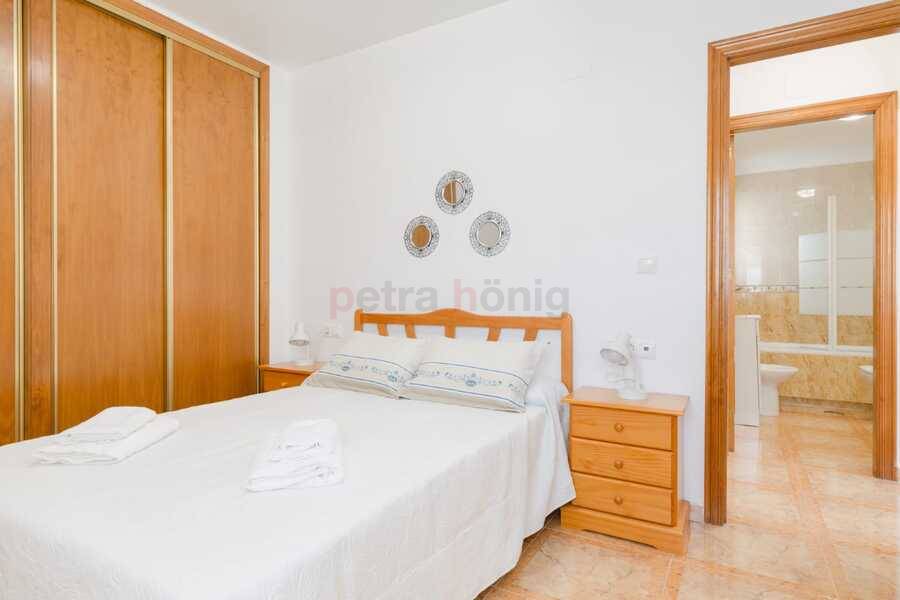 Resales - Apartment - Villamartin