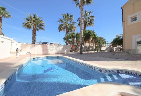 Villa - Resales - La Zenia - La Zenia