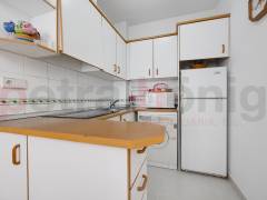 Resales - Bungalow - Torrevieja - Playa De Los Náufragos