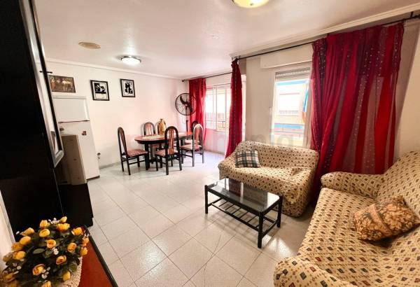 Apartment - Resales - Torrevieja - Centro