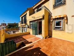 Resales - Townhouse - Torrevieja - La Rosaleda