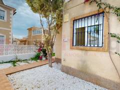 Resales - Townhouse - Villamartin - Blue Lagoon