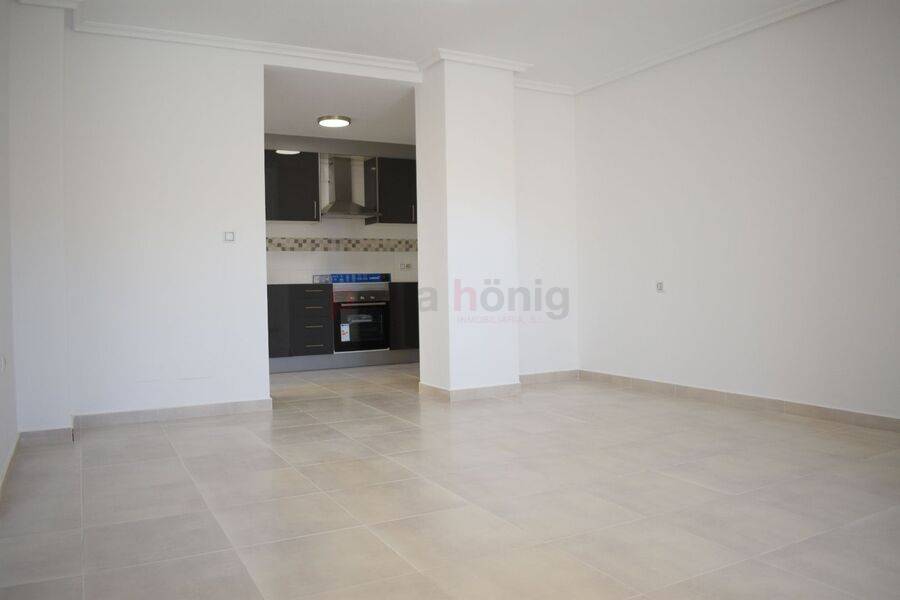 Resales - Apartment - Villamartin