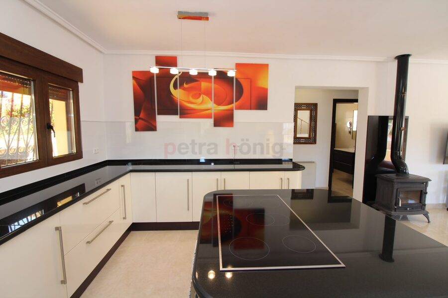 Resales - Villa - Villamartin