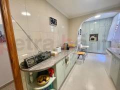 Resales - Appartement - Torrevieja - Playa de La Acequion