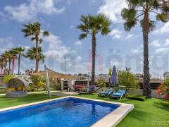 Resales - Villa - Orihuela Costa - Vistabella golf