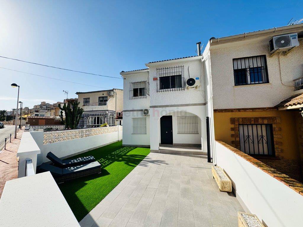 Resales - Townhouse - La Mata