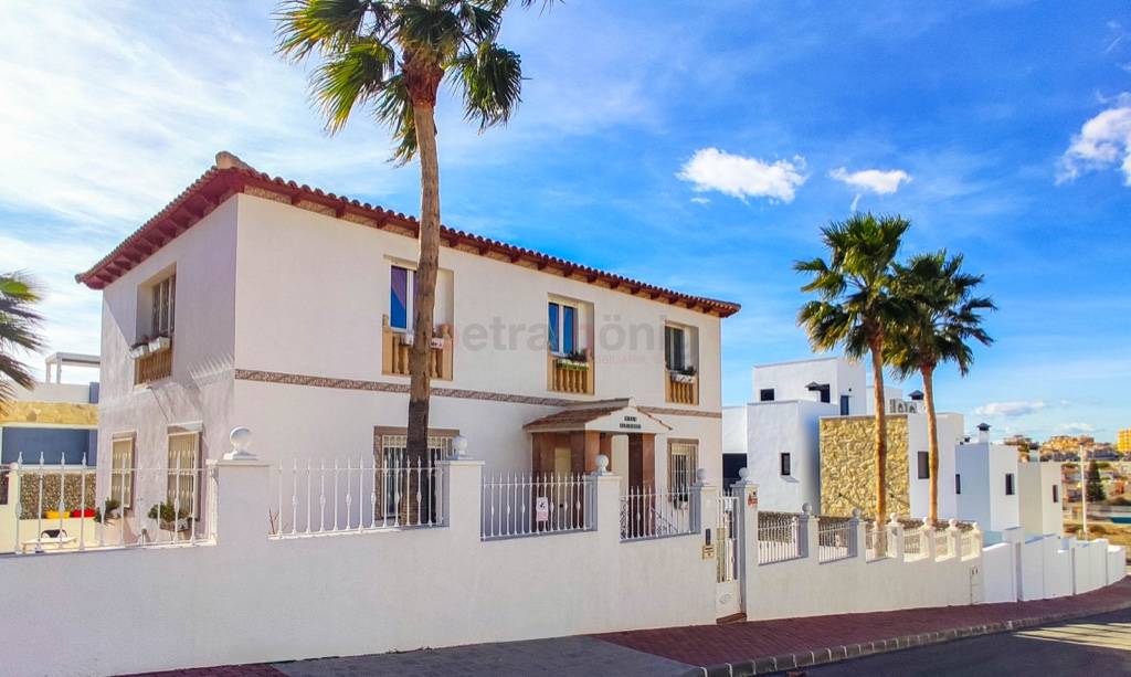 Resales - Villa - La Mata