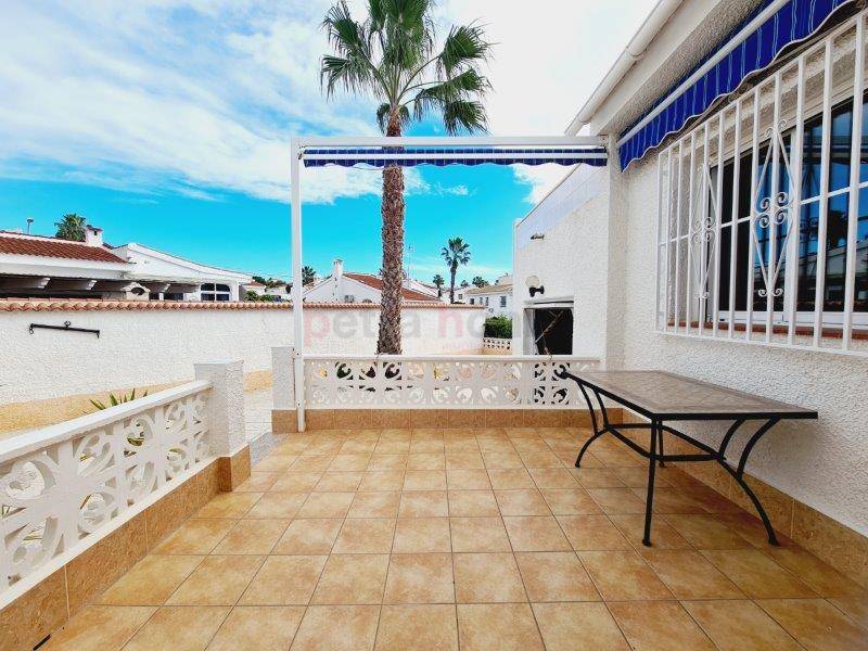 A Vendre - Villa - Ciudad Quesada