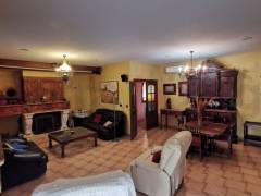 Resales - Villa - 