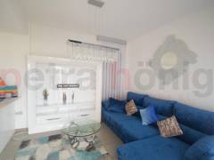 Sale - Вилла - Orihuela Costa - Punta Prima