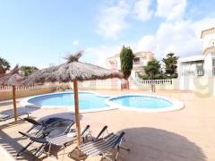 Gebrauchtobjekte - Einfamilienhaus - Orihuela Costa - Lomas De Cabo Roig