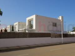 Resales - Villa - Other areas - Mar de Cristal