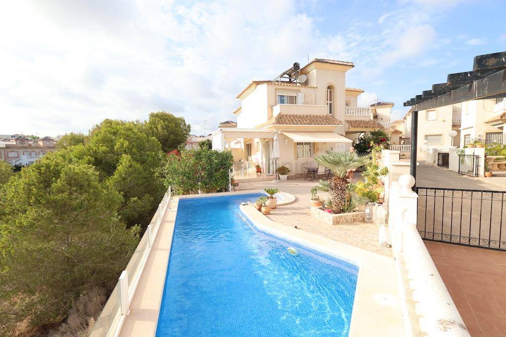 Resales - Villa - Orihuela Costa - Playa Flamenca