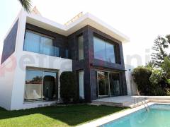 Resales - Villa - Torrevieja - Los Angeles