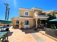 Resales - Villa - Orihuela Costa - La Zenia